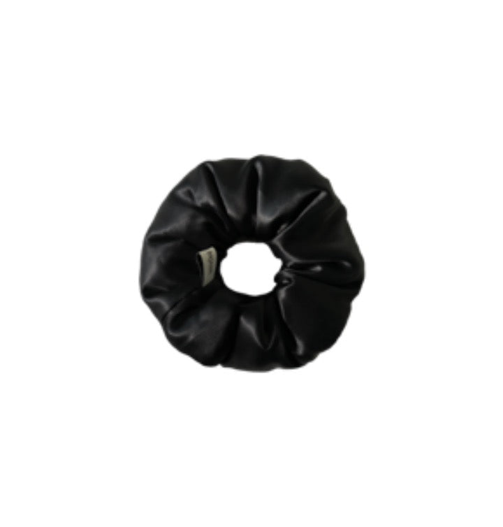 Silk Scrunchy - Rich Black